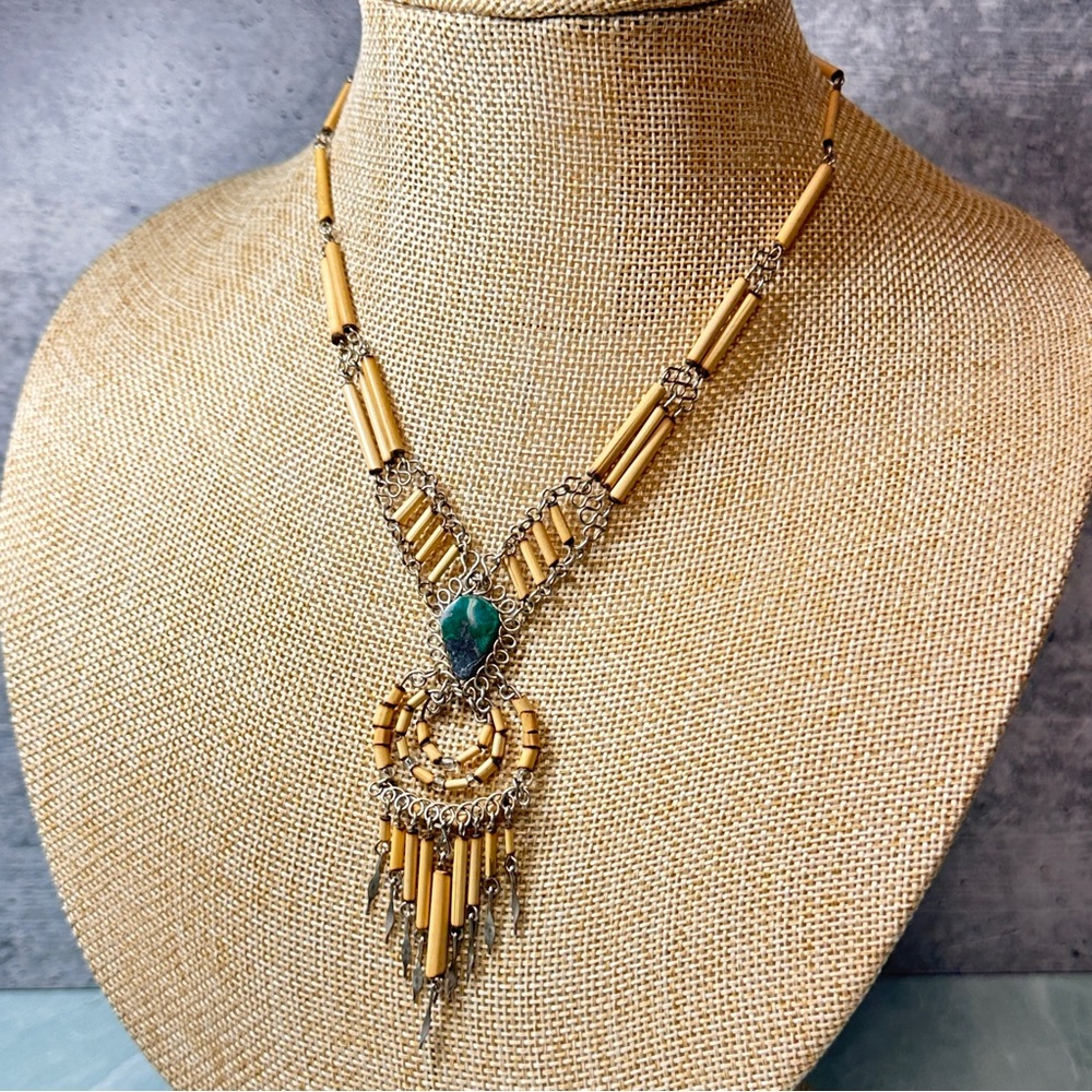 Peruvian Tear Drop Bamboo Necklace Green Stone